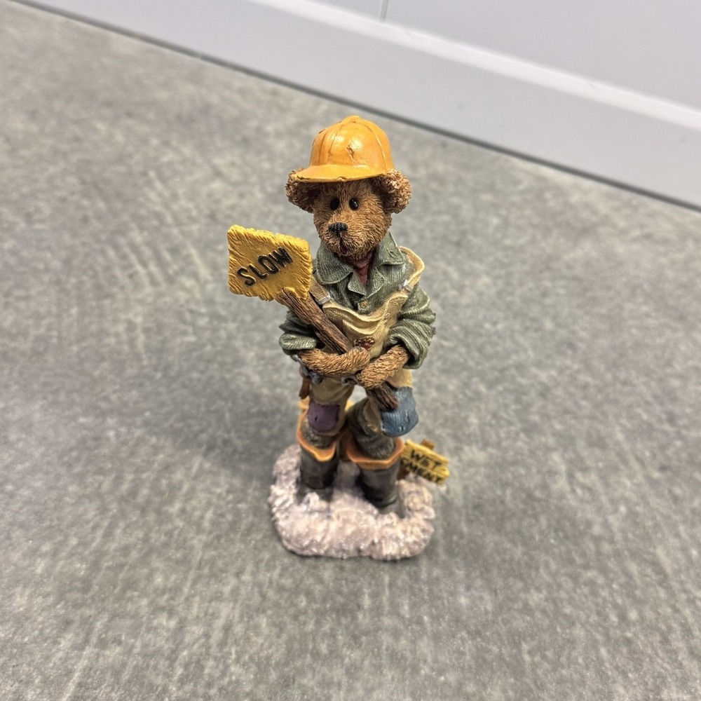 Collectable Boyds Bears Jack Hammer Hard Hat Figurine 1999 Folkstone